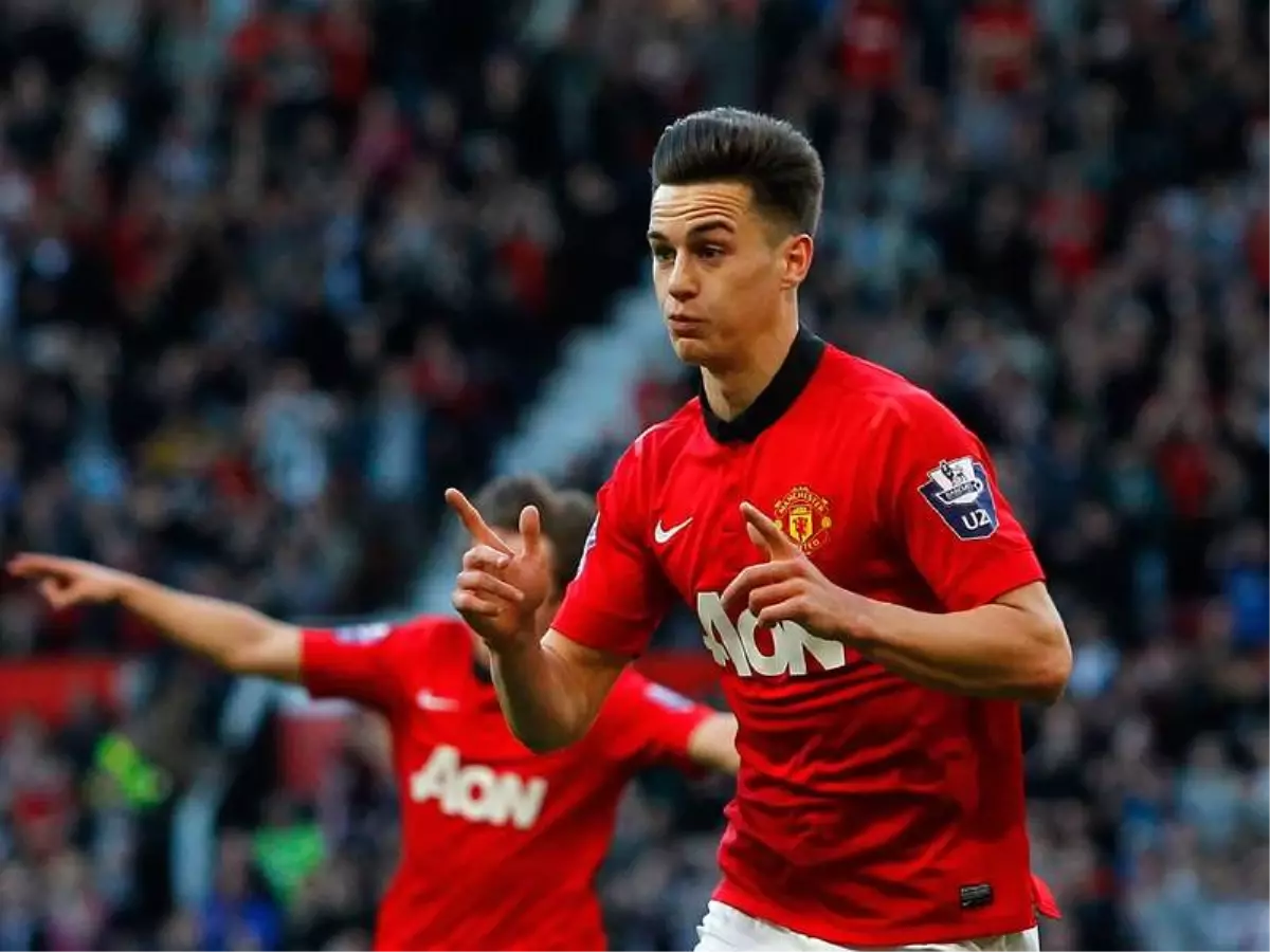 Van Gaalli Manu İlk Maçında Fark Attı