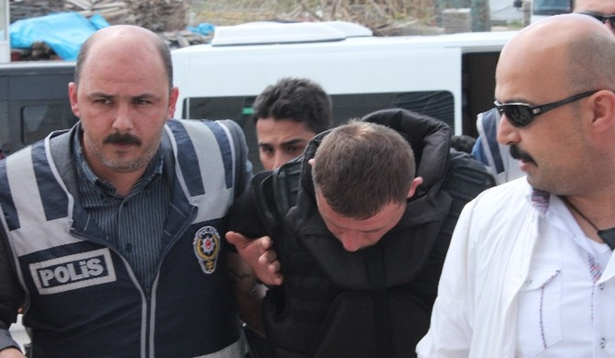 Yaşlı Çift Cinayetinde Katilin Sevgilisi de Tutuklandı