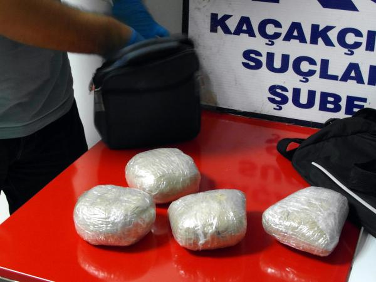 Yolcu Otobüsünde 2 Kilo Eroin