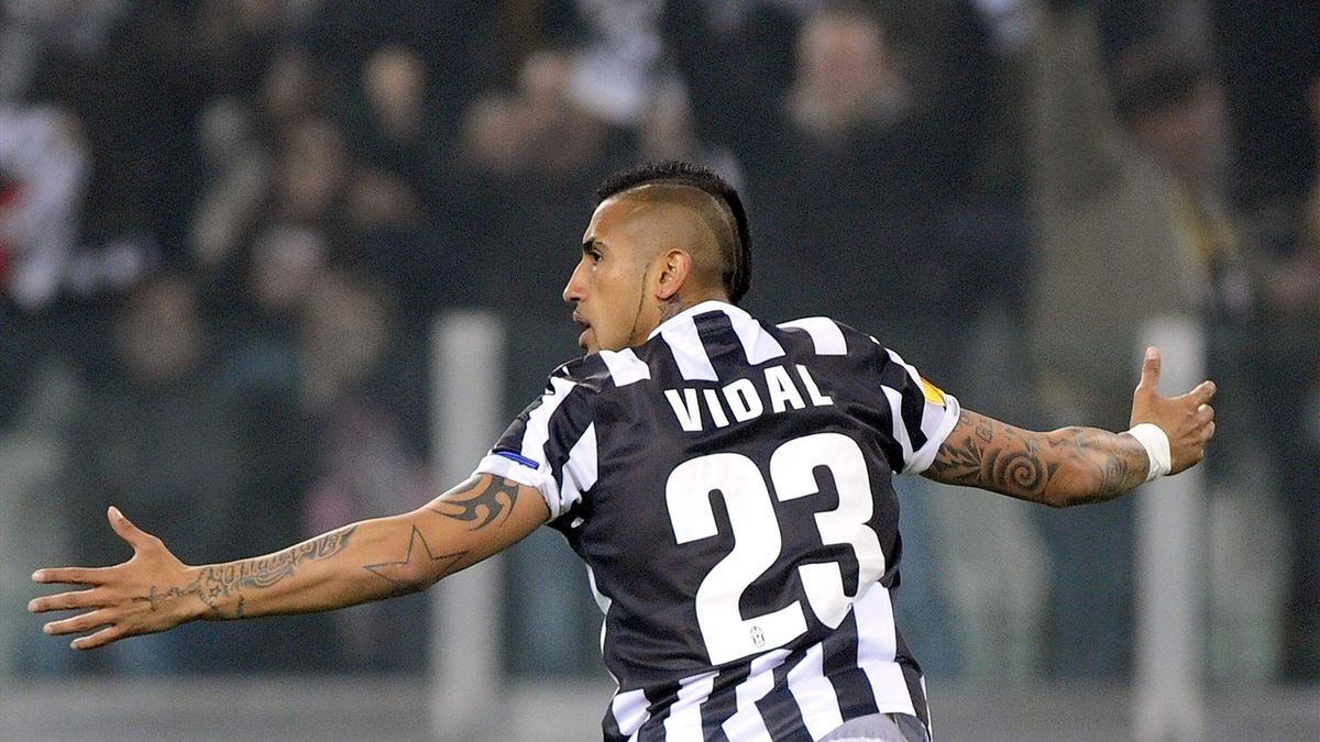 Şilili Yıldız Vidal, Manchester United\'a Gitmekten Vazgeçti