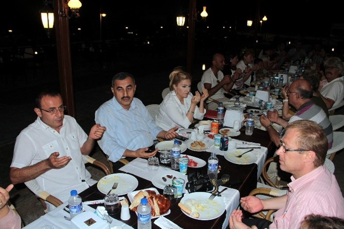 Atakum Belediyesi\'nden Basına İftar