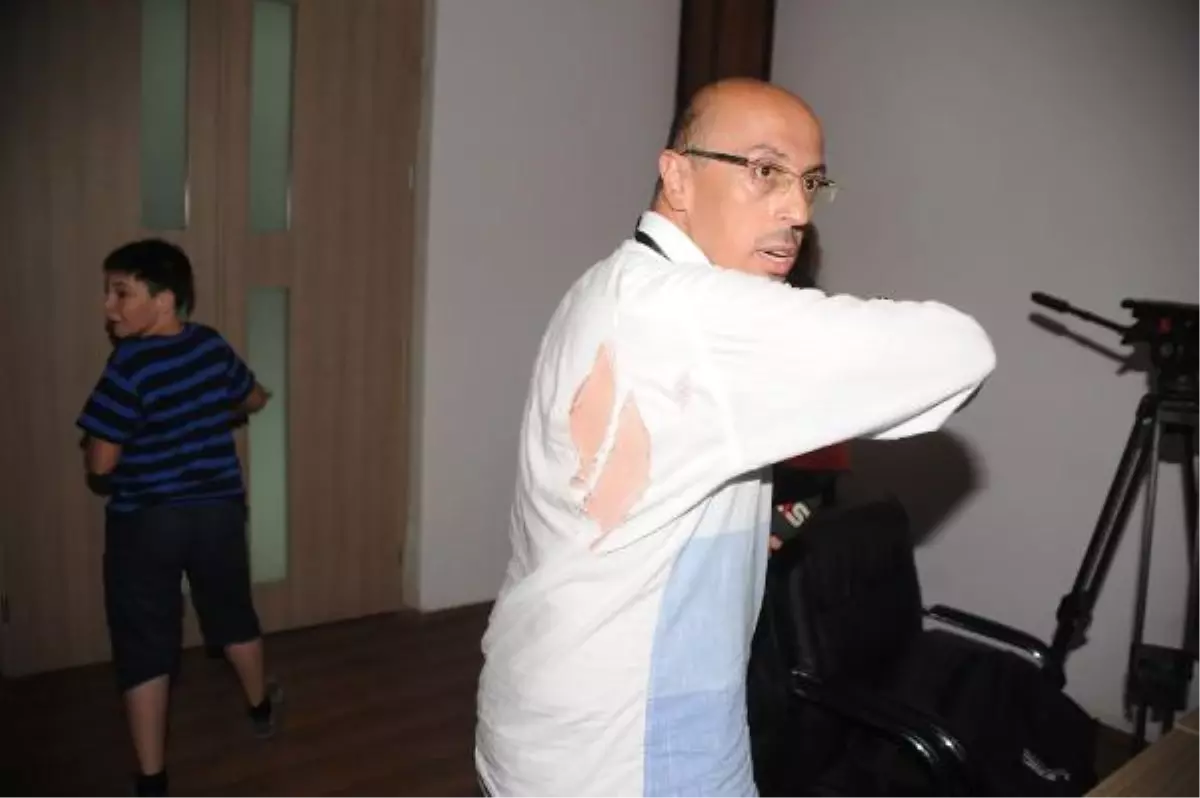 Avrupa Maçında Bursalı Gazetecilere Çirkin Saldırı