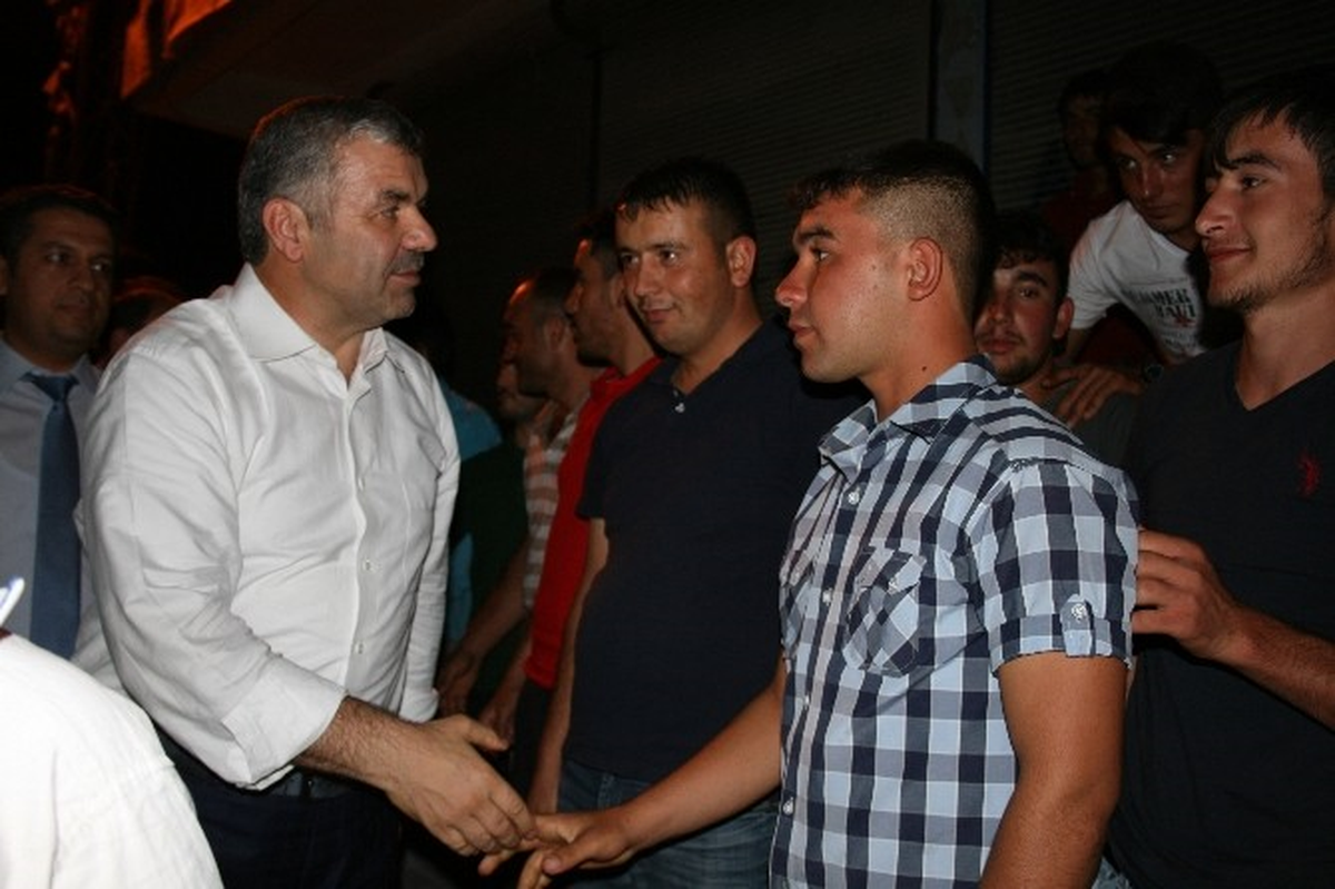 Başkan Çelik, Çat Kapı İftar Yaptı, Asker Uğurladı