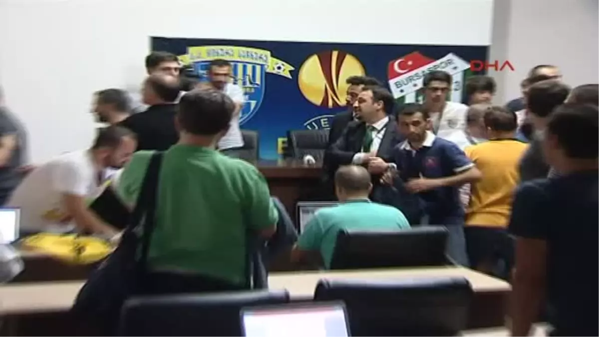 Bursaspor Avrupa\'ya Erken Veda Etti