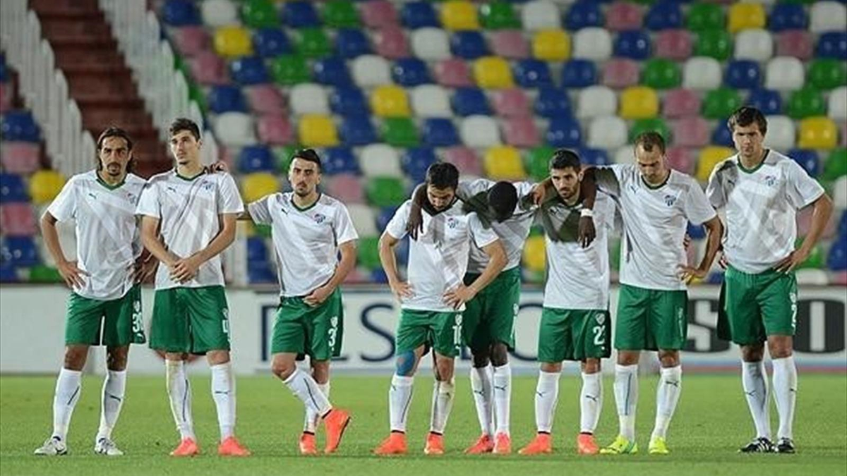 Bursaspor Gürcistan\'dan Döndü