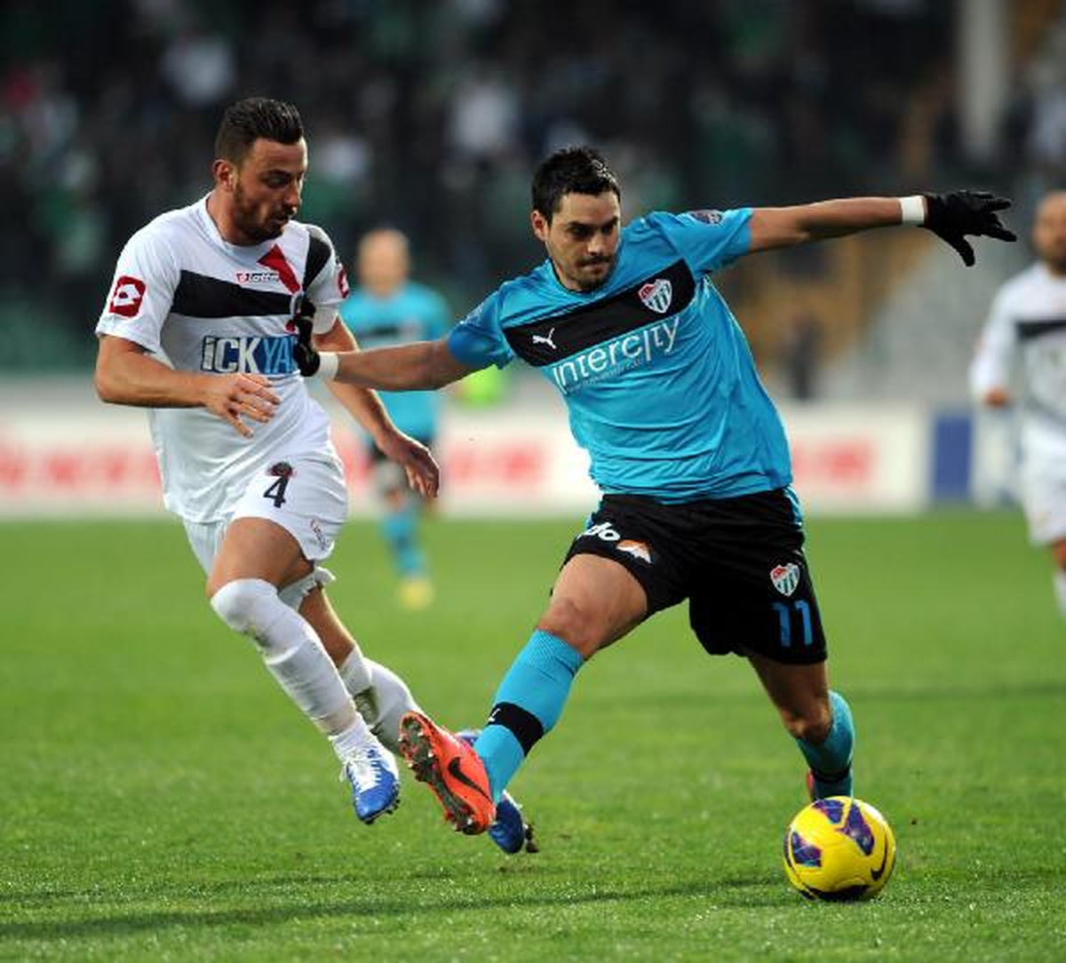 Bursaspor Pinto\'yu Gönderdi