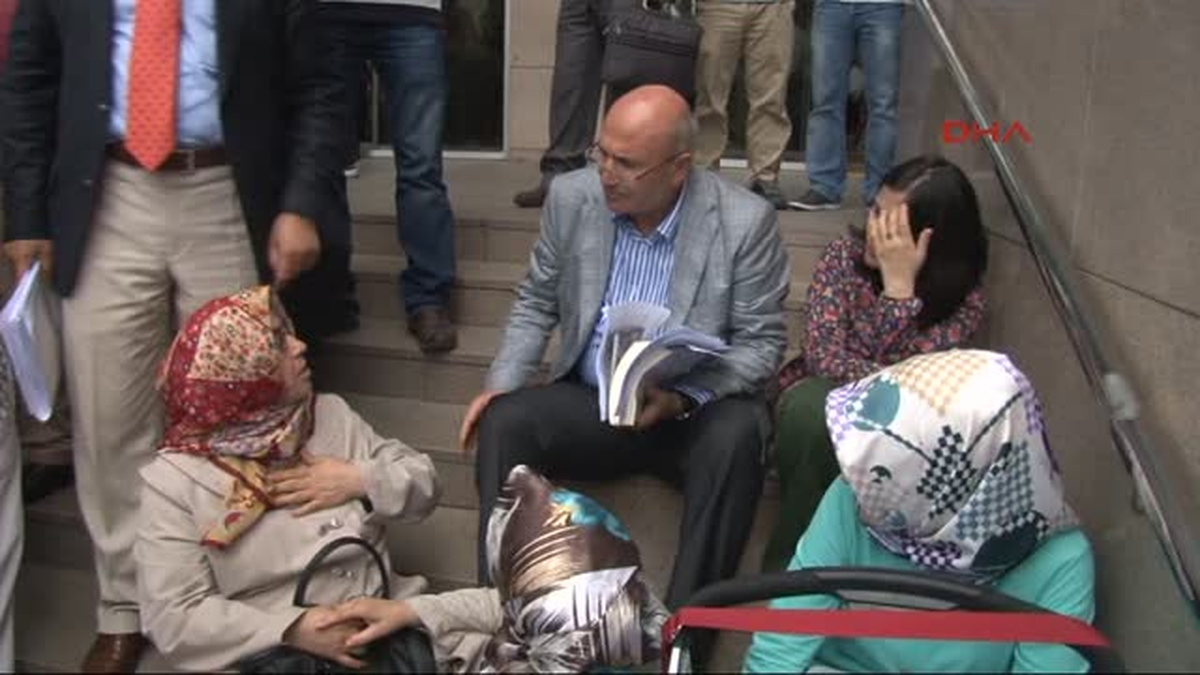 CHP Milletvekili Mahmut Tanal\'dan Polis Ailelerine Destek