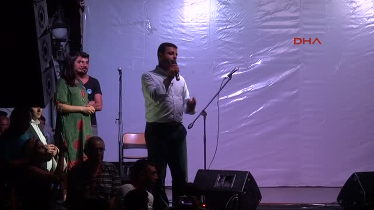 Demirtaş Yoğurtçu Parkı\'ndaki Foruma Katıldı