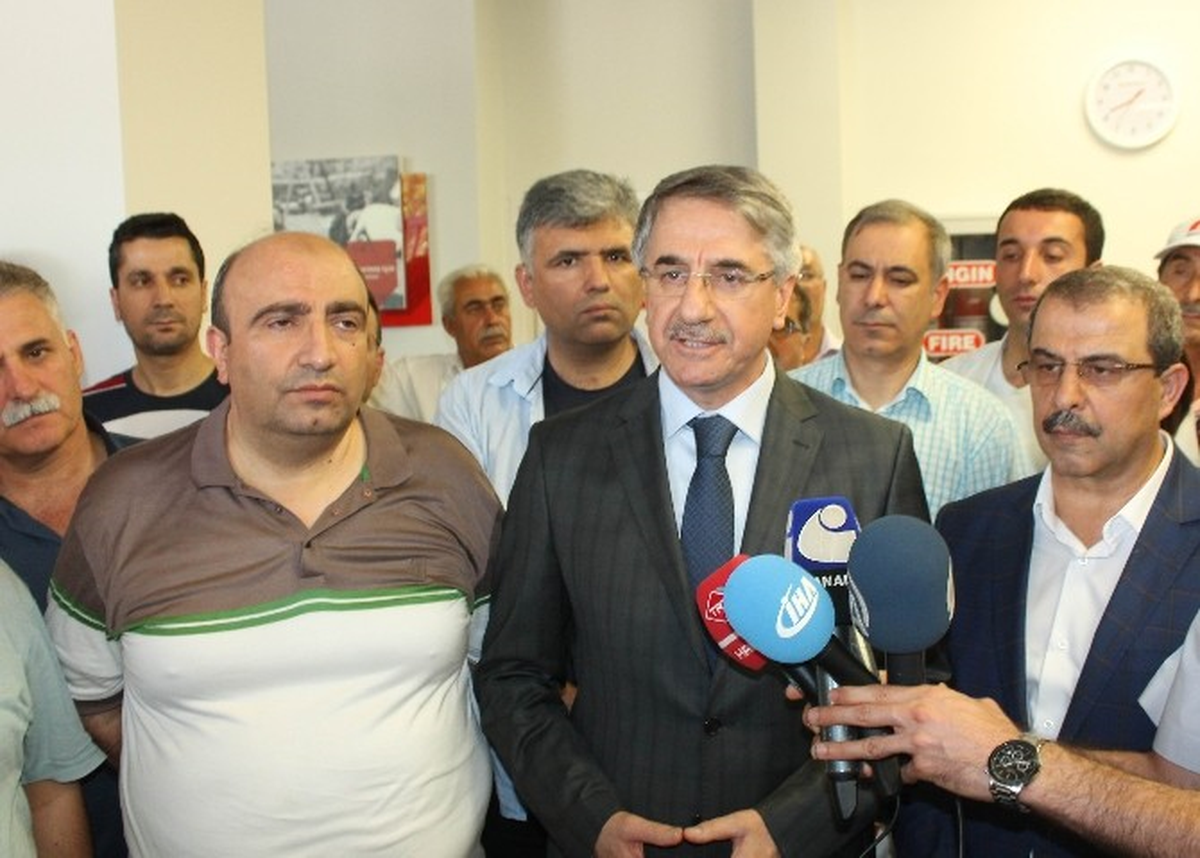 Elazığ\'da Başkanlardan Erdoğan\'a Destek