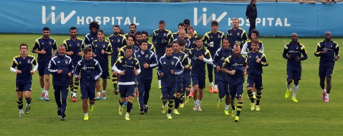 Fenerbahçe\'de Hazırlıklar Sürüyor