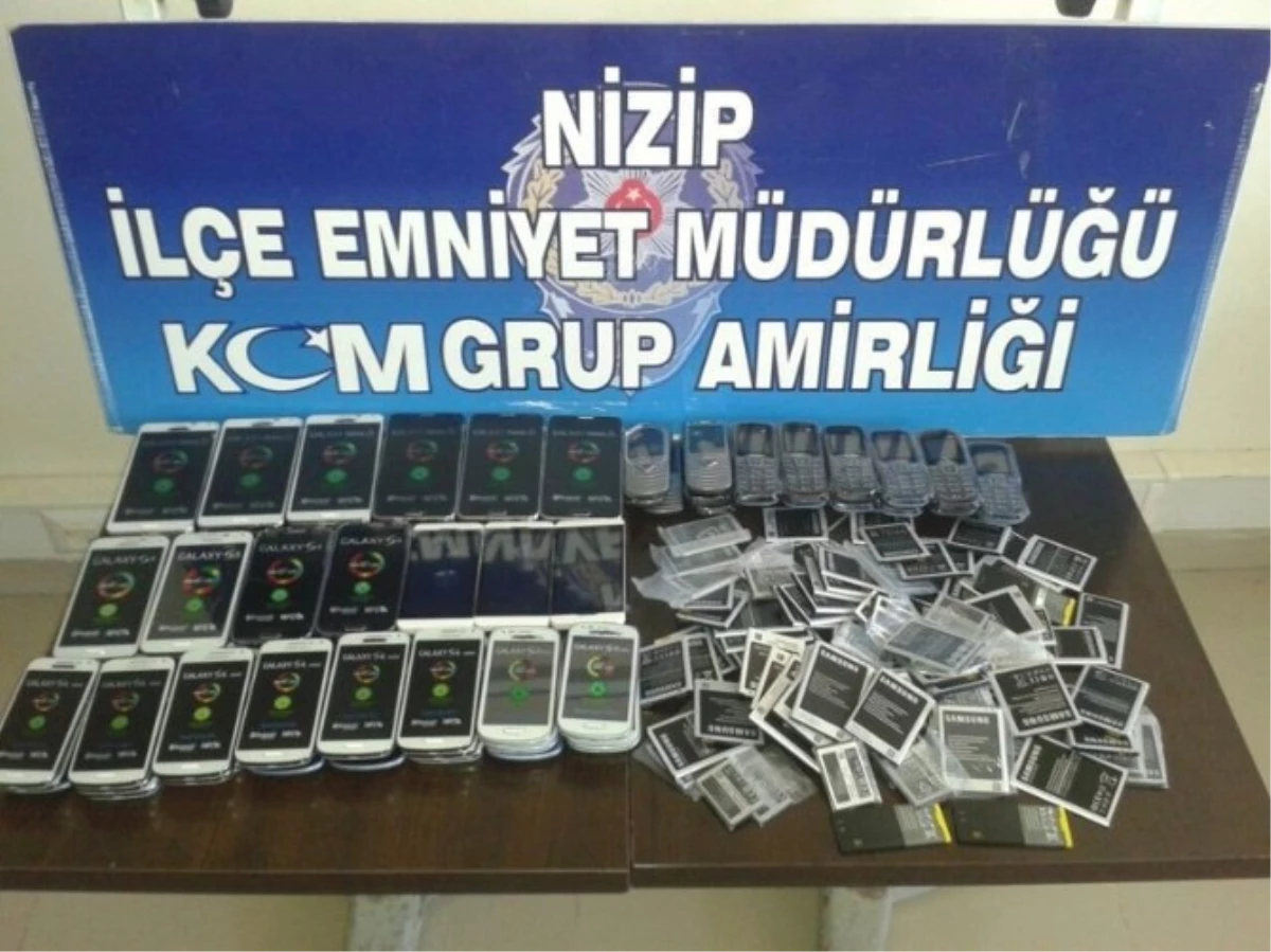Gaziantep\'te Kaçak Telefon Operasyonu