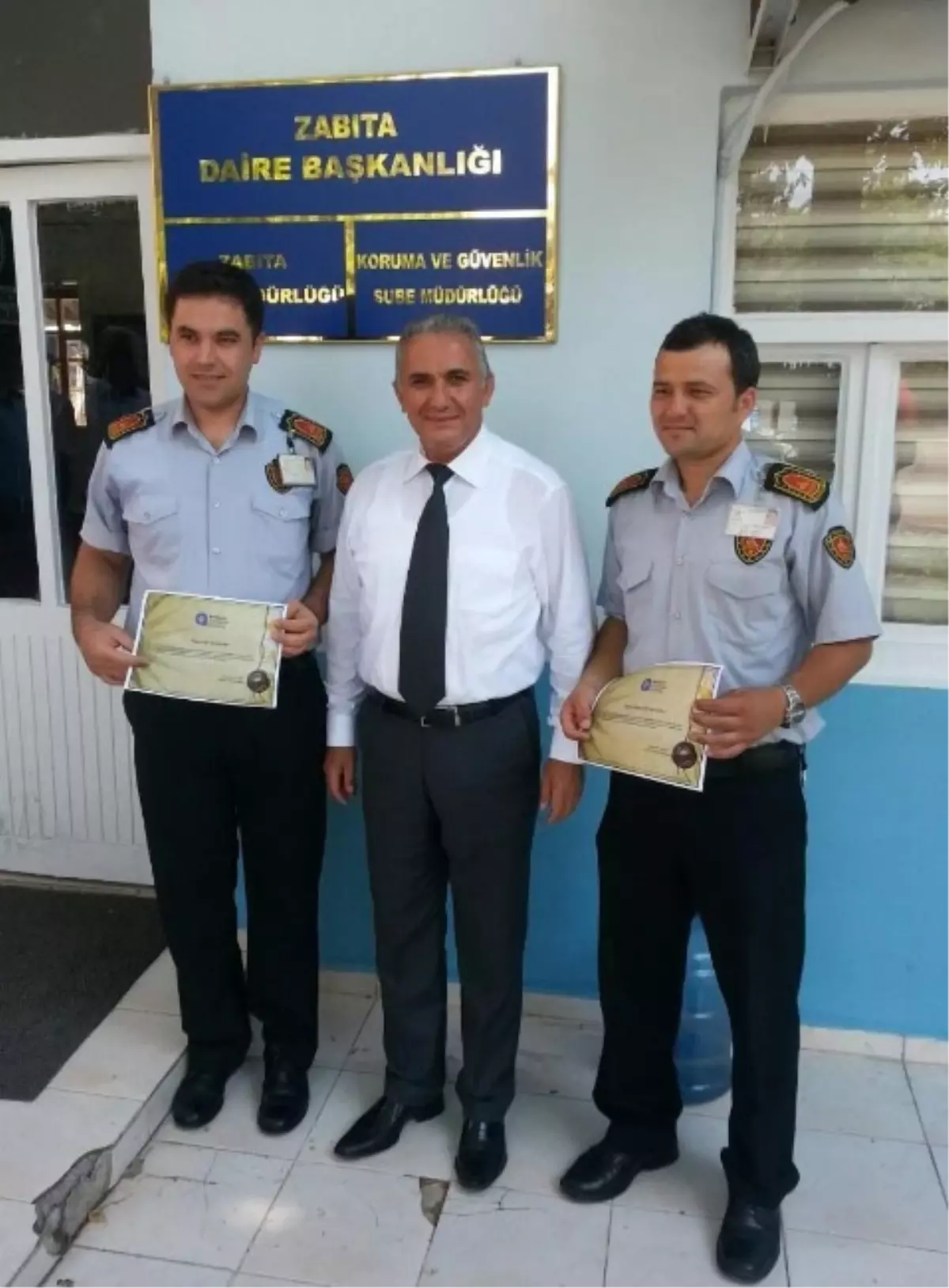 Gürcü Hırsız Güvenlik Görevlilerinden Kaçamadı