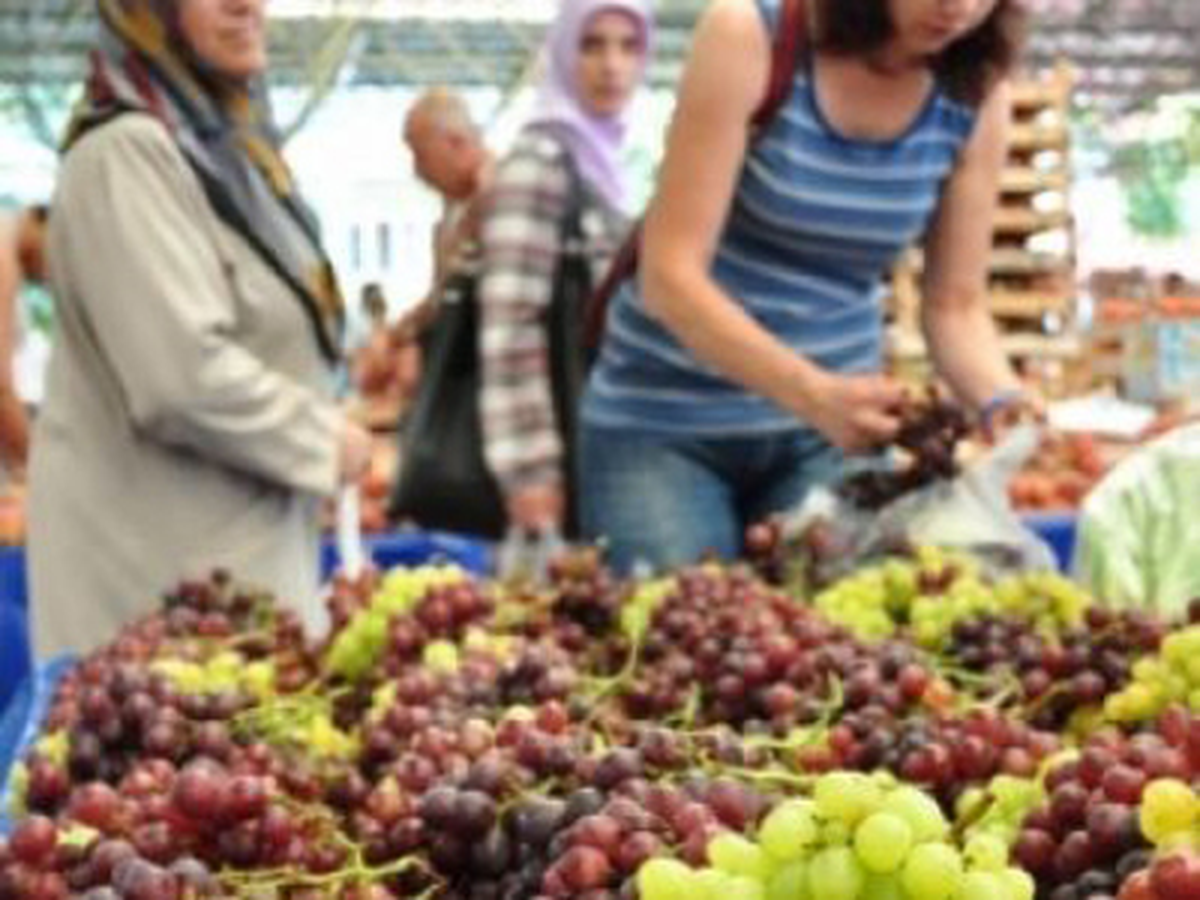 İhracat Arttı, İthalat Azaldı