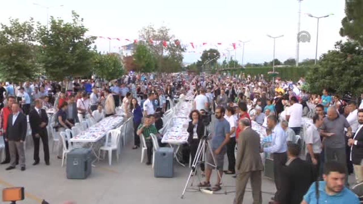 İslam: "Türkiye bir daha içine kapanmayacak" -
