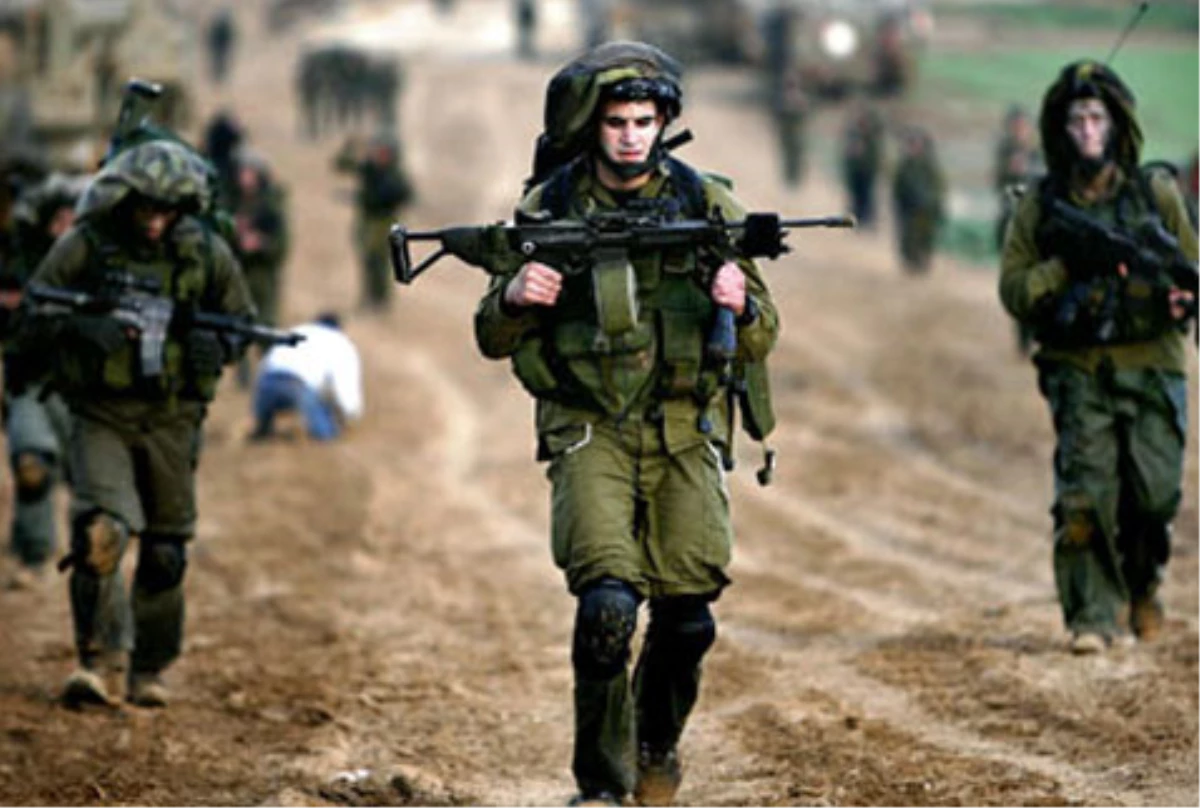 İsrail, Gazze\'yi Vurmak İçin 65 Bin Yedek Askeri Silah Altına Almış