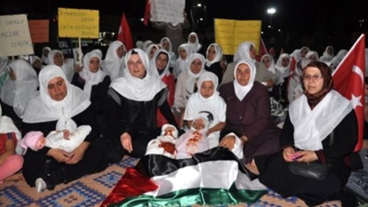 İsrail\'in Gazze\'ye Yönelik Saldırılarının Protesto Edilmesi