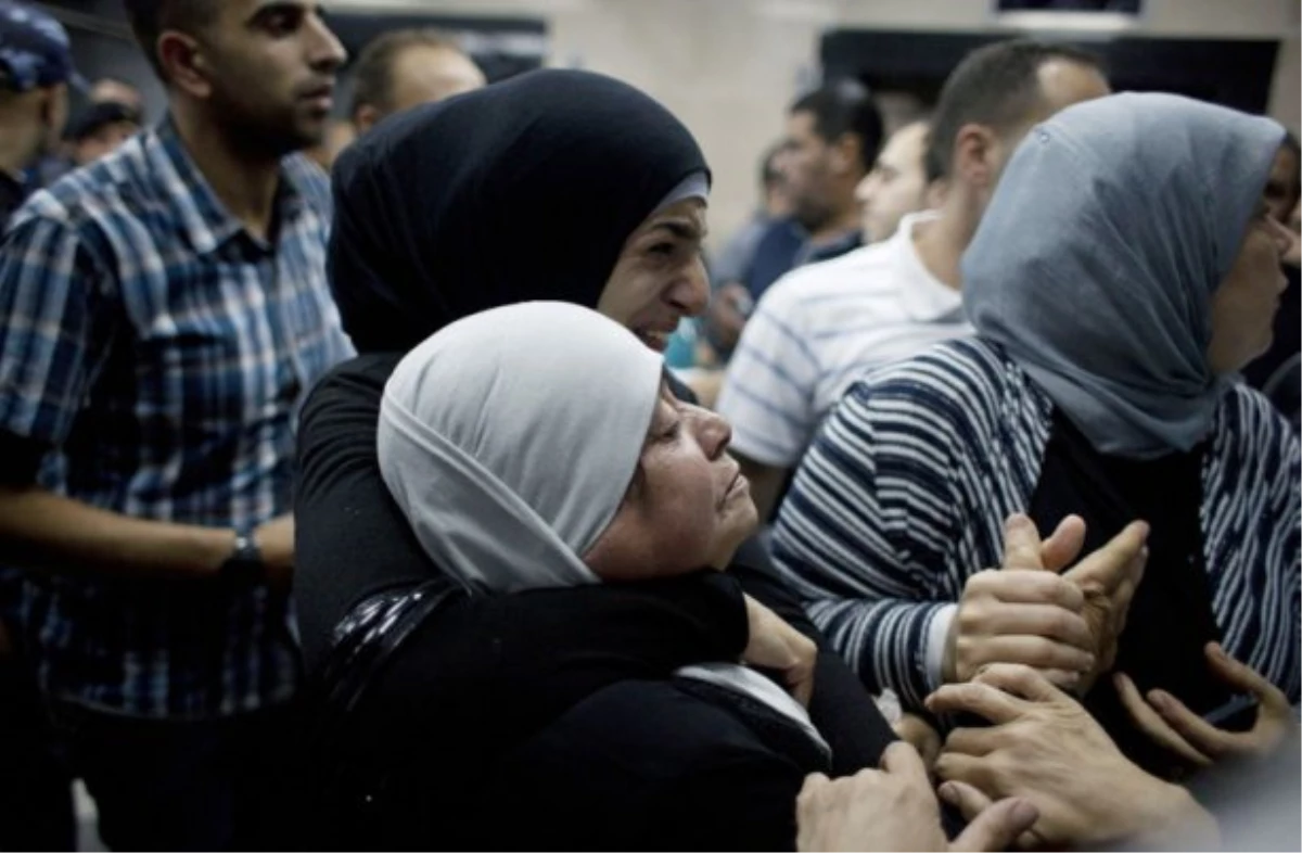 İsrail\'in Öldürdüğü Filistinli Hamile Kadının Bebeği Sezaryenle Alındı