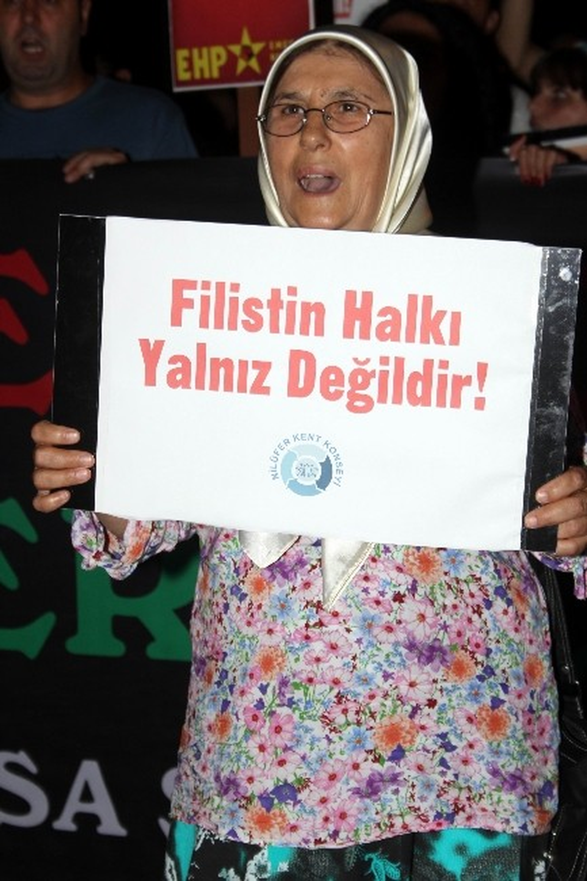 İsrail Katliamına, Tepkiler Dinmek Bilmiyor