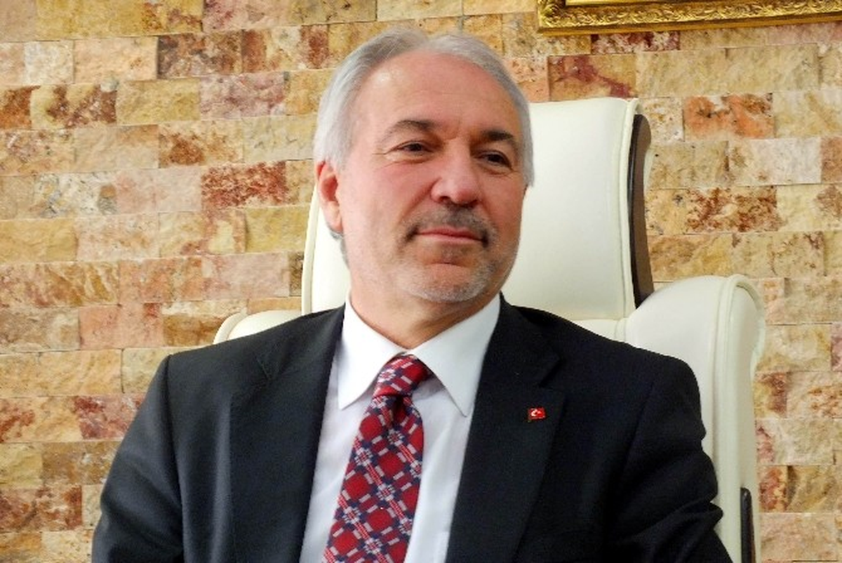 Kamil Saraçoğlu: "Ortak Akıl Kütahya\'ya Değer Katıyor"
