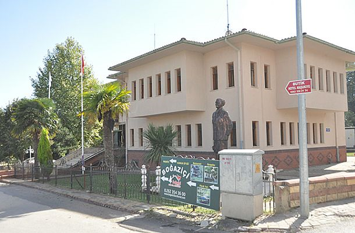 Kartepe İlk Mahalle Konağına Kavuşuyor