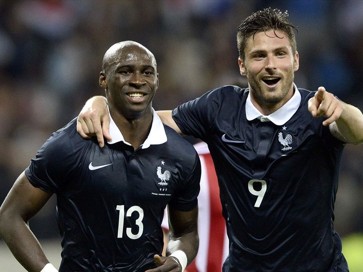 Manchester City Mangala Transferini Bitirdi