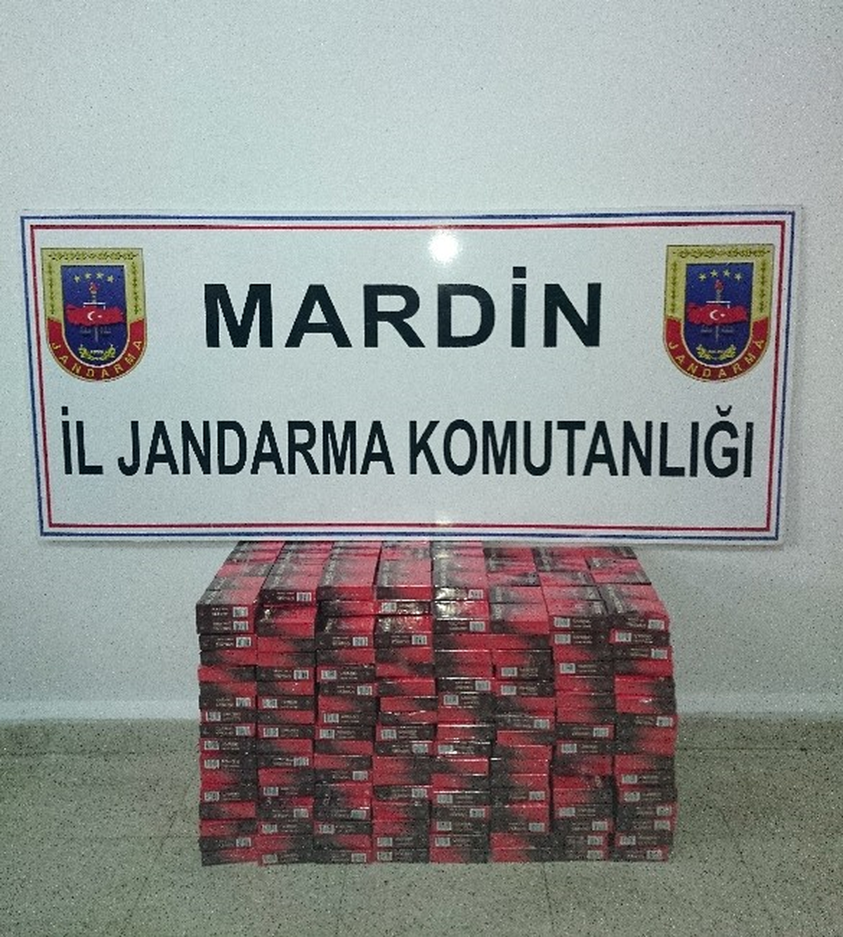 Mardin\'de 4 Bin Paket Kaçak Sigara Ele Geçirildi