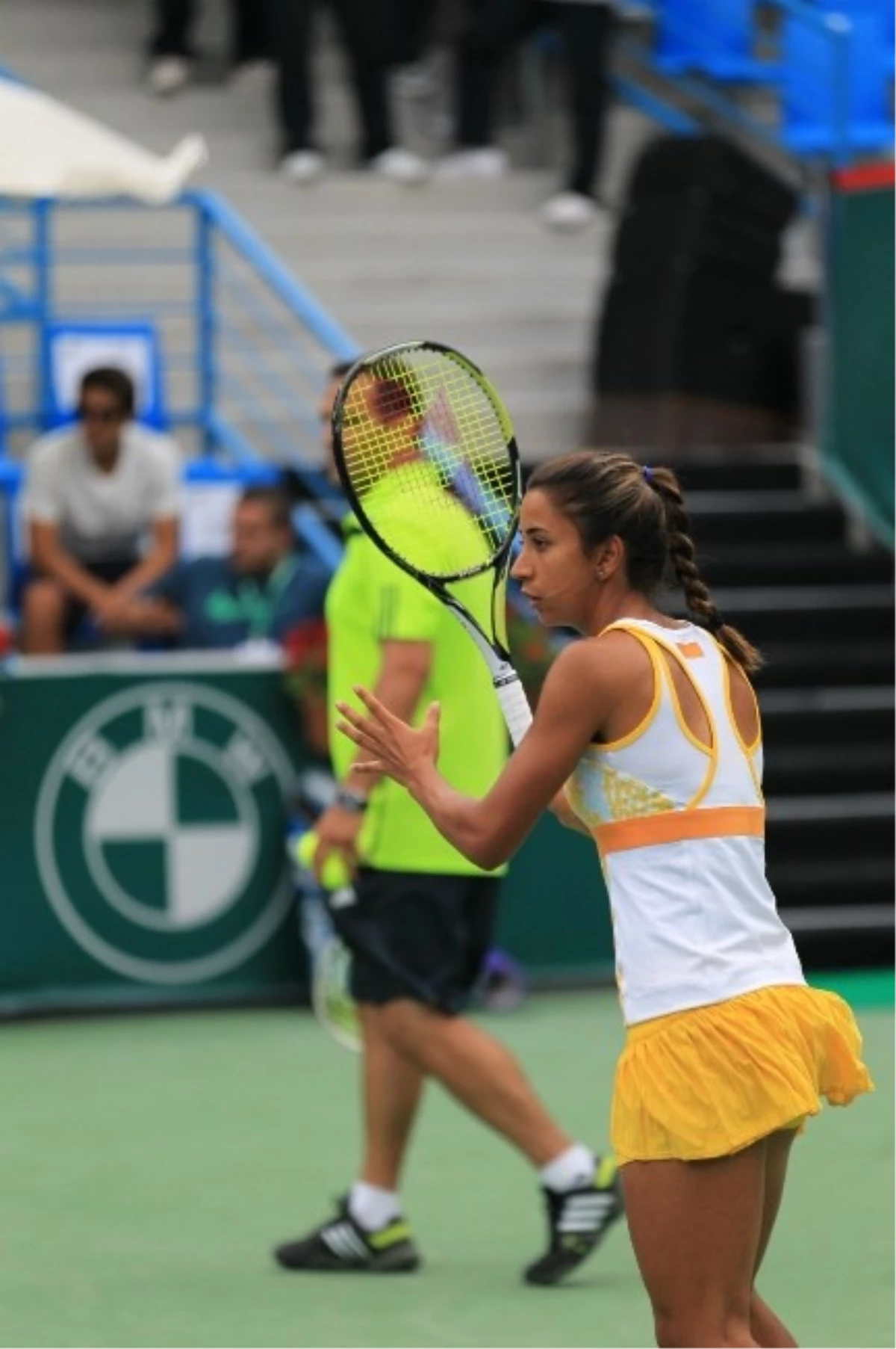 Milli Tenisçi Çağla Büyükakçay ITF Turnuvası\'nda Yarı Finale Yükseldi