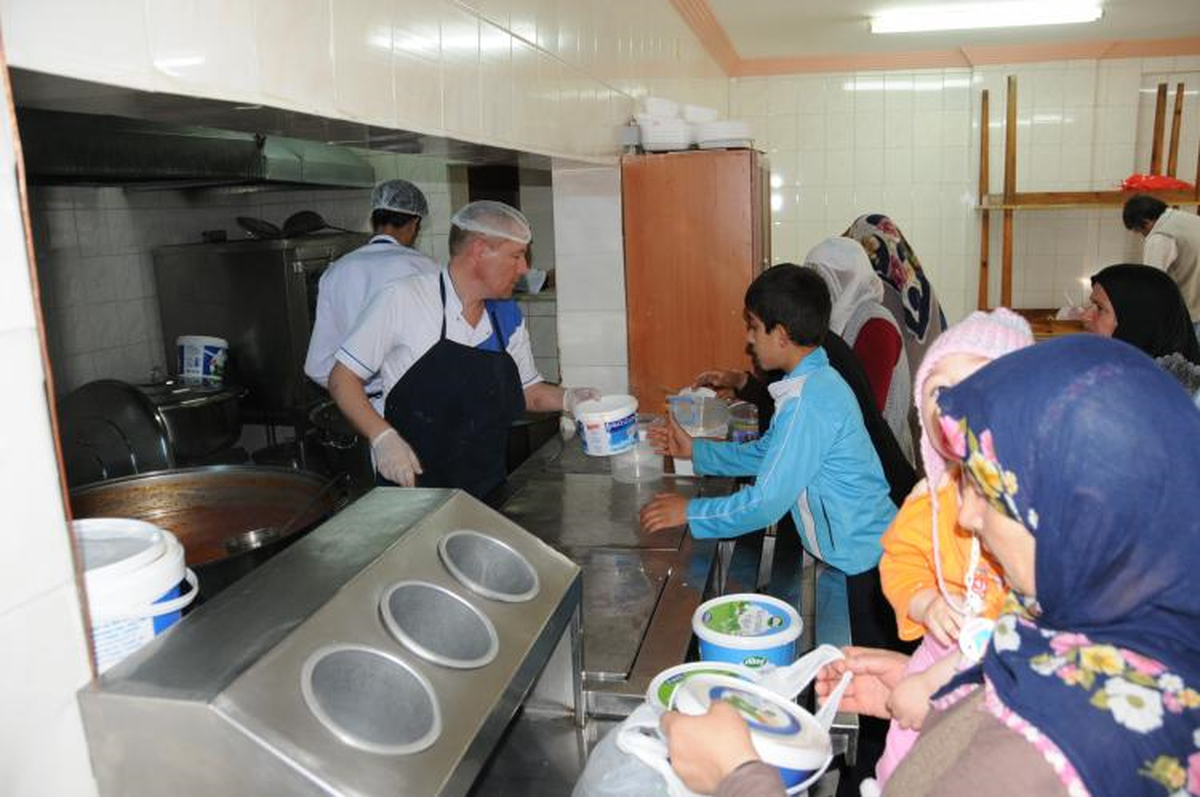 Polatlı Belediyesi, 36 Bin Kişilik İftar Verdi