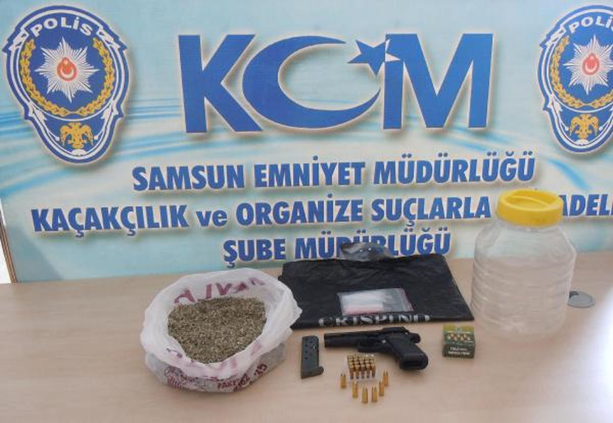 Polis Bonzai Satıcılarına Göz Açtırmıyor