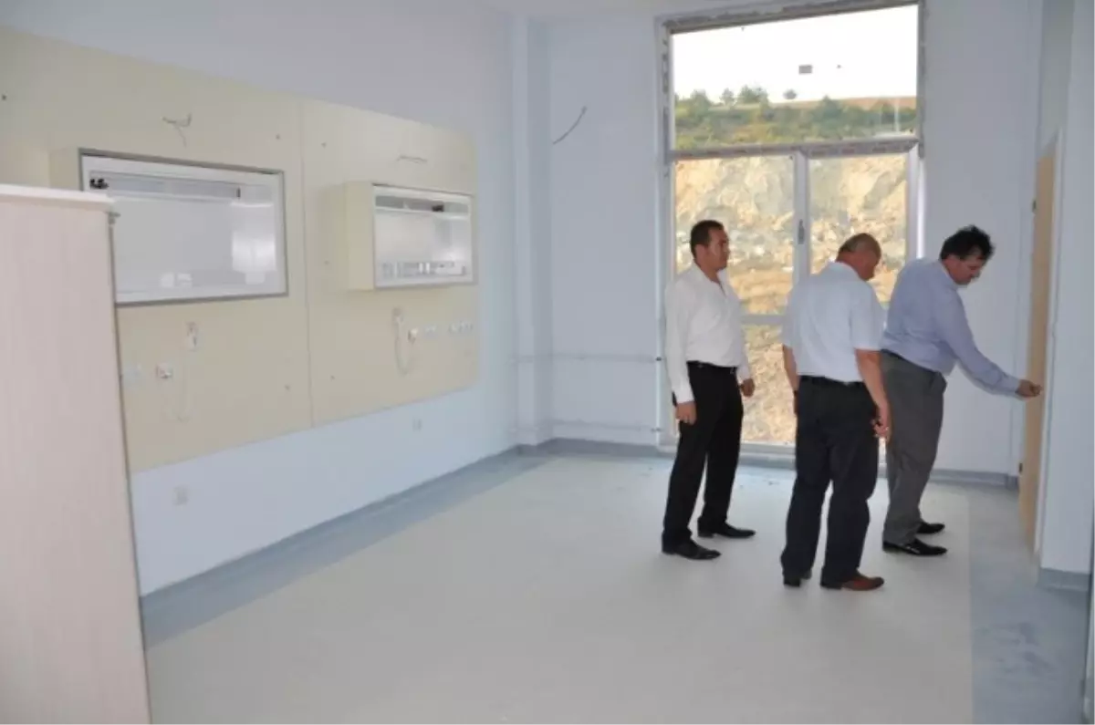 Saylar Eflani Devlet Hastanesi İnşaatını İnceledi