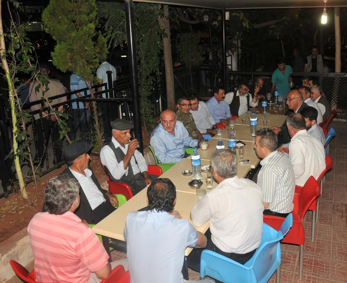 Şırnak Valisi İpek, Vatandaşlarla Bir Araya Geldi