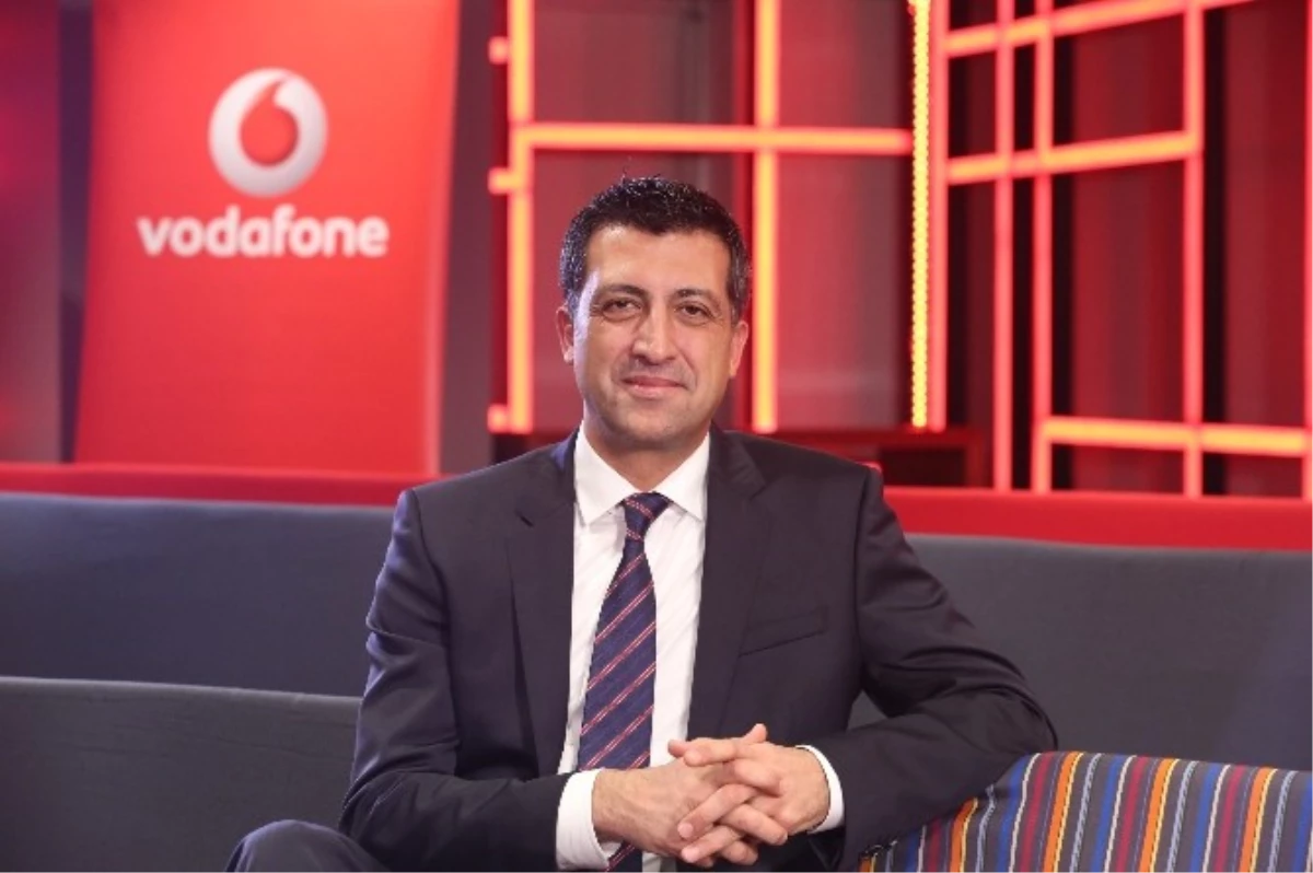 Vodafone Türkiye\'nin Servis Gelirleri 1,4 Milyar TL Oldu