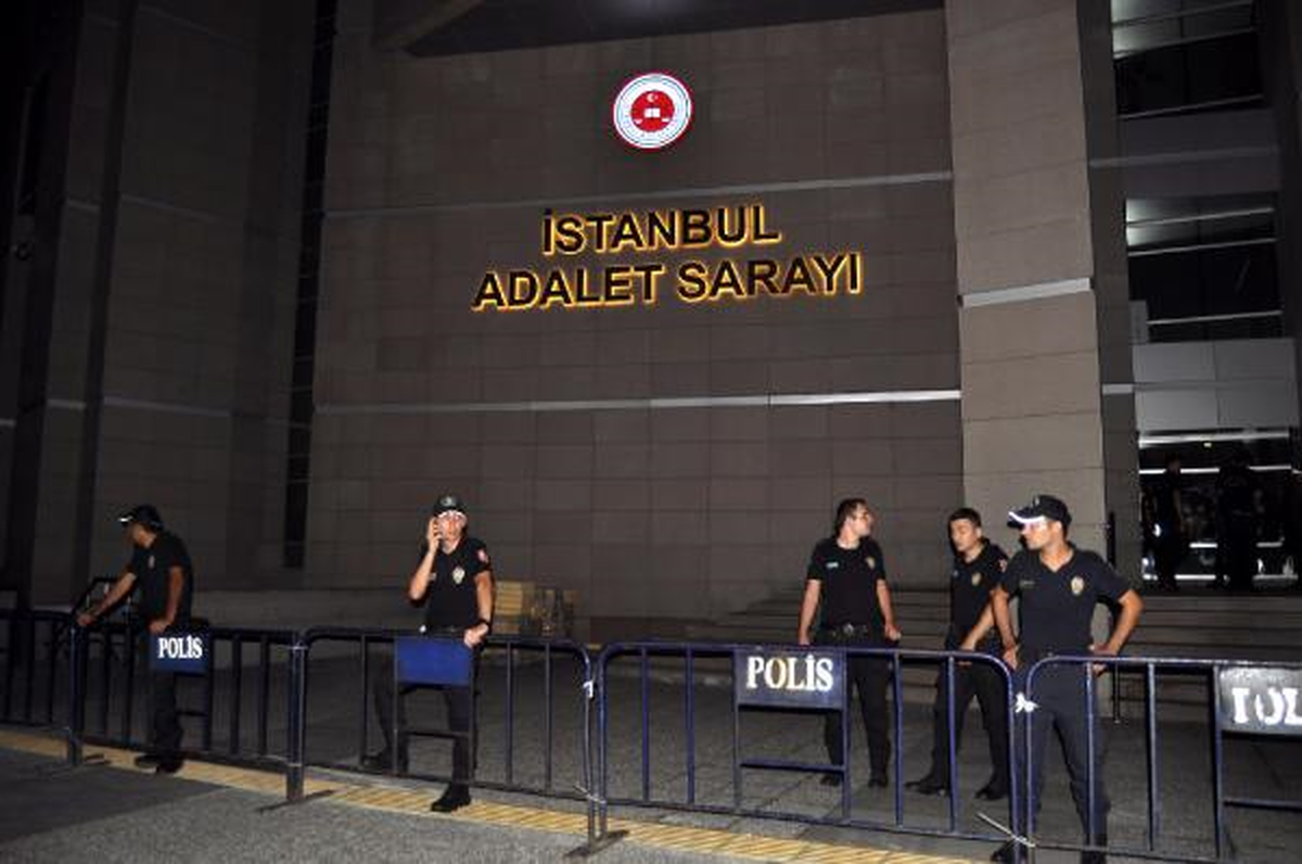 49 Polisin Sorgulanmasına Başlandı
