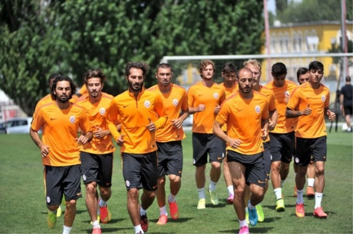 Galatasaray\'da Yeni Sezon Hazırlıkları Devam Ediyor
