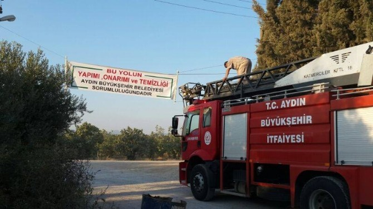 Aydın Büyükşehir Belediyesi ile Germencik Belediyesi Arasında Afiş Krizi