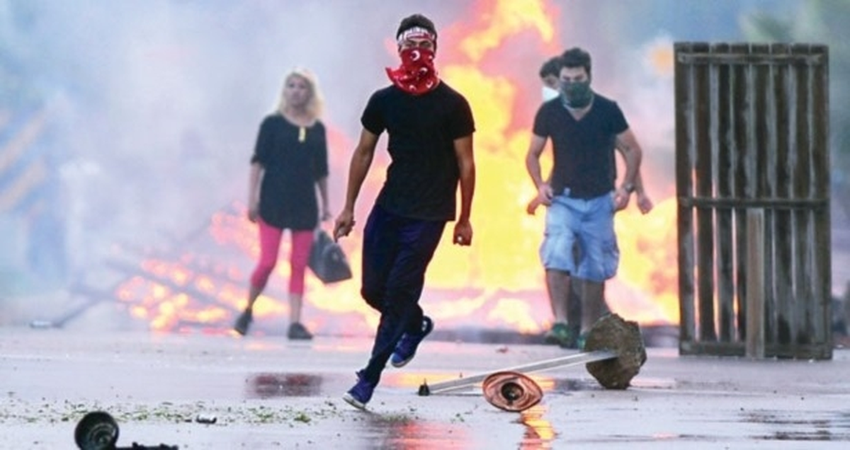 Babacan\'dan "Gezi Zekalıları" Üzecek Haber