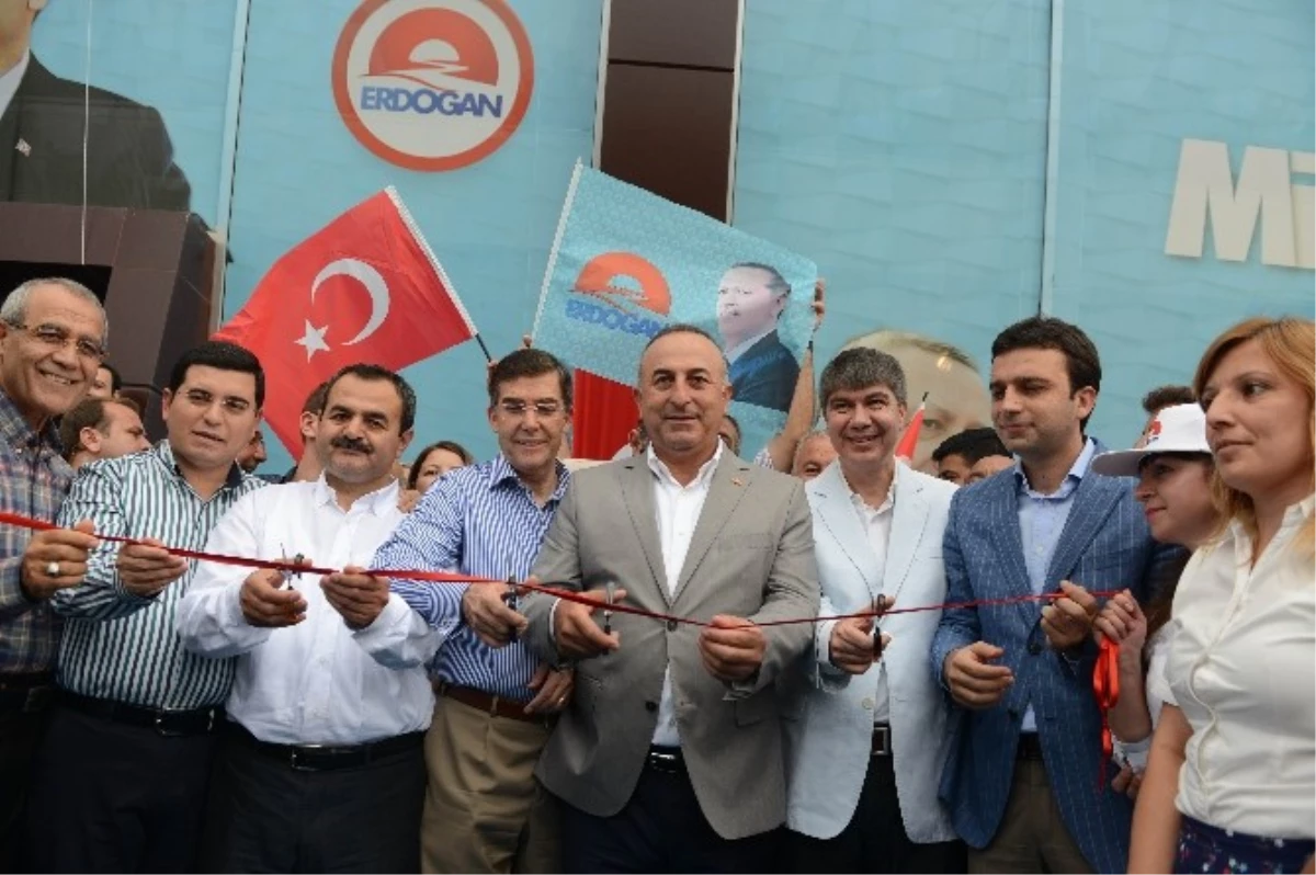 Bakan Çavuşoğlu, Erdoğan\'ın Seçim Ofisinin Açılışını Yaptı