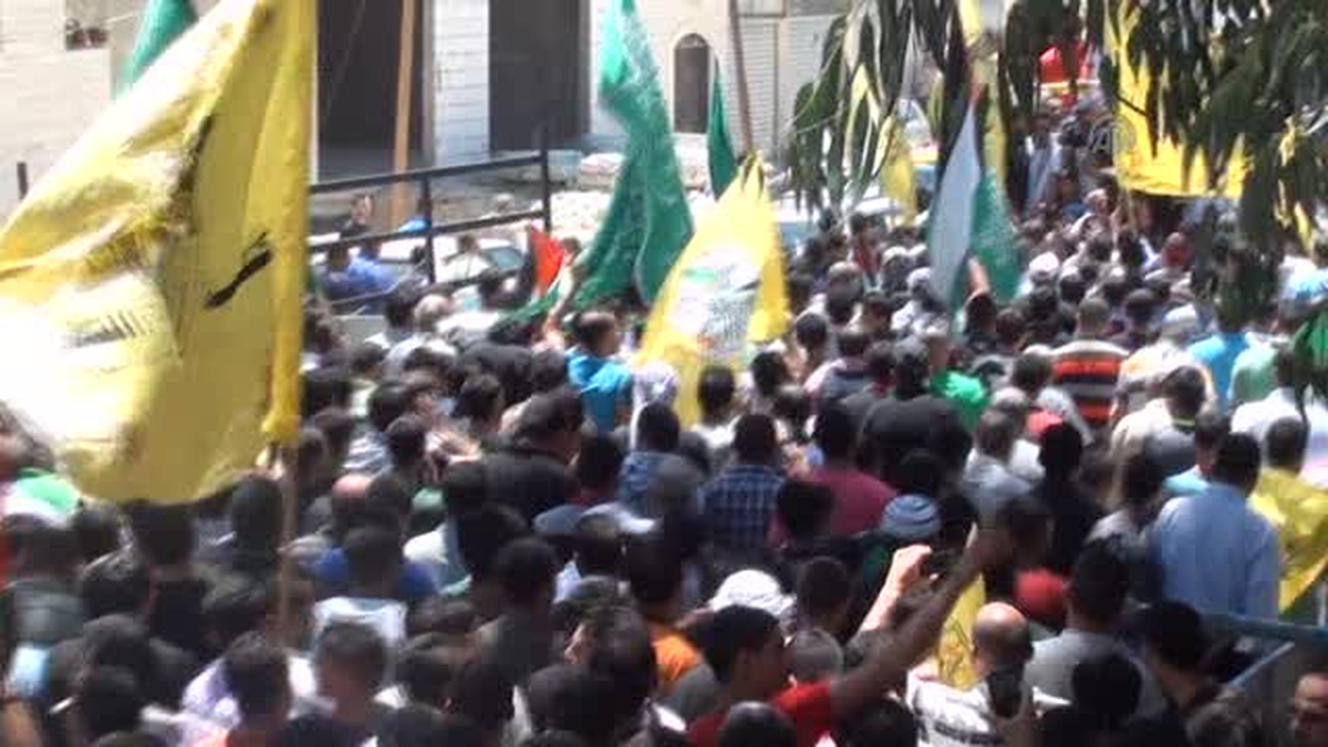 Batı Şeria\'da Cenaze Töreni