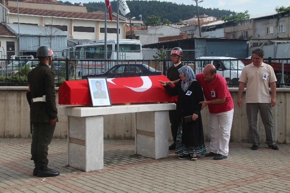 Bayram Öncesi Bursalı Askerin Ailesine Büyük Acı