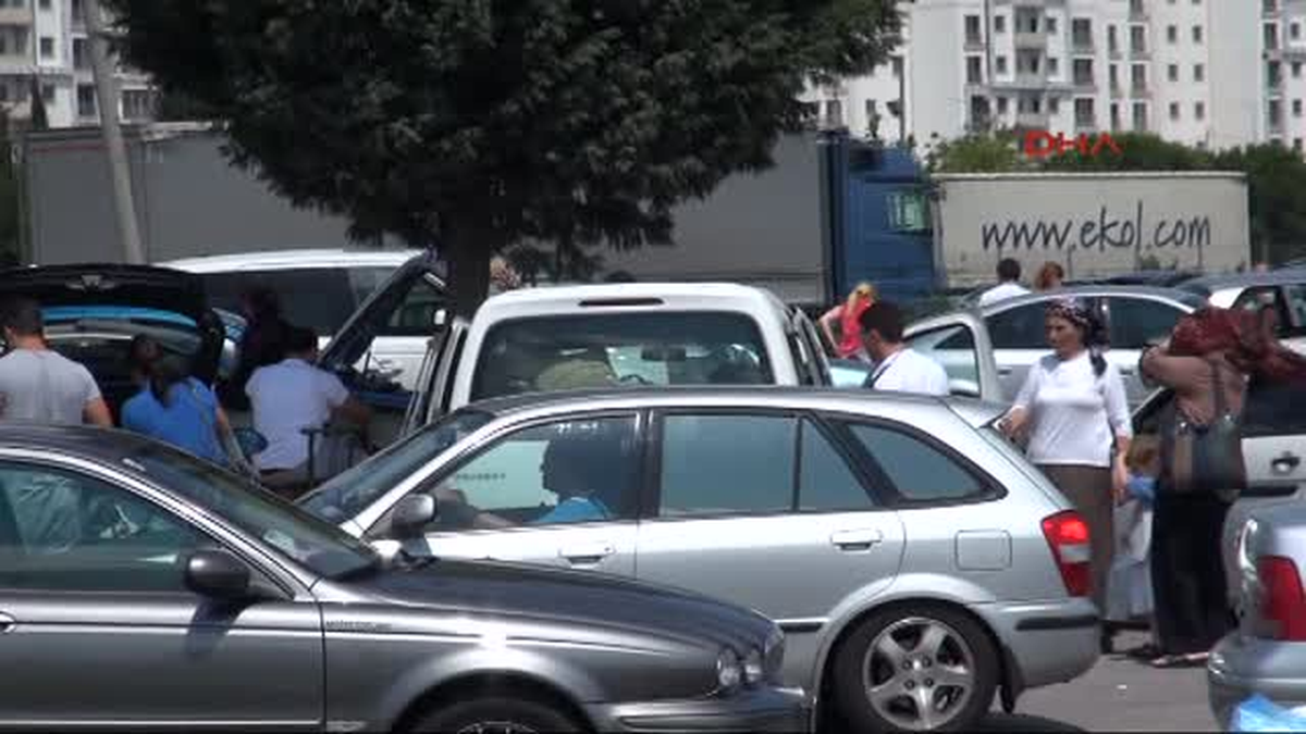 Bayram Trafiğinde Dinlenme Tesisleri Dolup Taştı