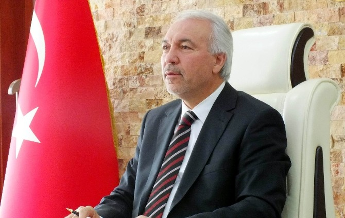 Belediye Başkanı Kamil Saraçoğlu\'ndan Bayram Mesajı