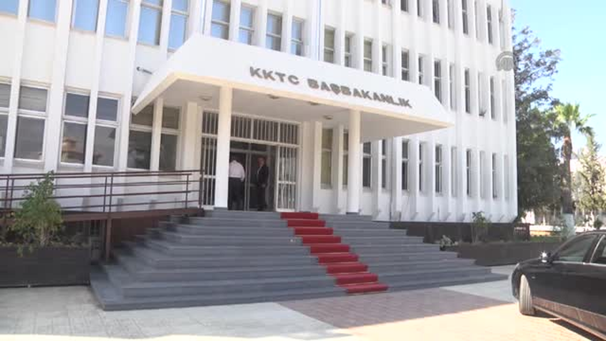 Binali Yıldırım, Yorgancıoğlu ve Siber\'i makamında ziyaret etti -