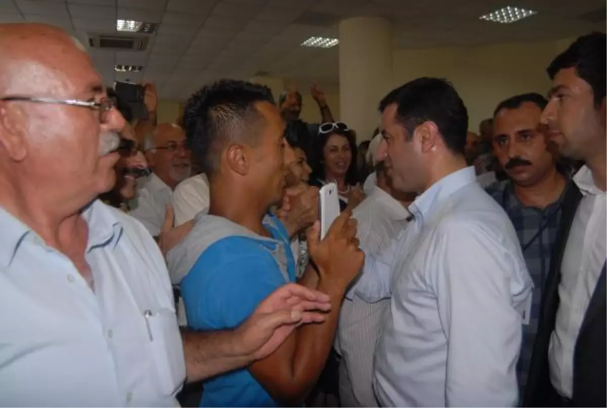 Demirtaş; Bize Köle Muamelesi Yapanlar, Bu Halkın Ahlaksızlığa Oy Vermediğini Görecek (2)