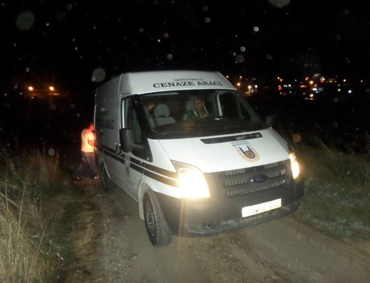 Dere Yatağında Ceset Bulundu