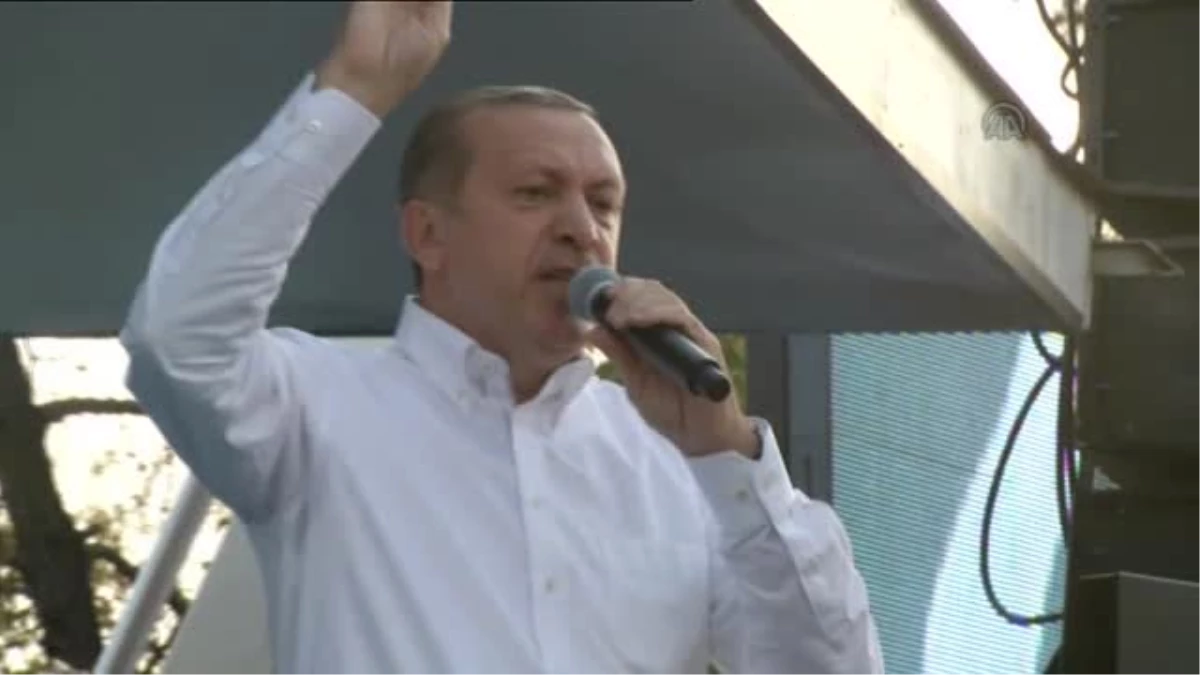 Erdoğan: \'\'HDP\'nin cumhurbaşkanı adayı çıkarması, demokrasi ortamının en bariz göstergesidir\'\' -