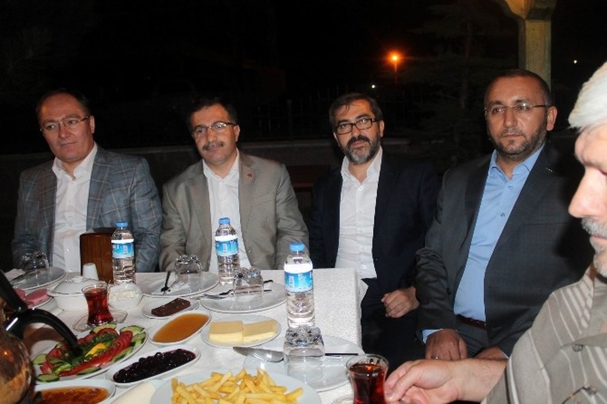 Hukukçular Derneği Sivas\'ta Sahur Programında Buluştu