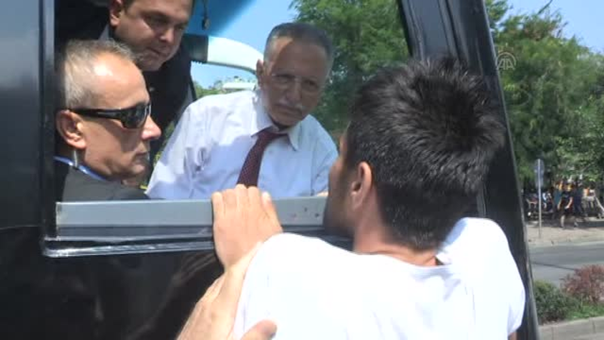 İhsanoğlu: 50 Bin Türkmen Sahipsiz