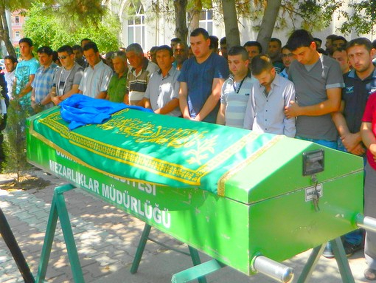 Maden Ocağında Yaşamını Yitiren Kökez Osmancık\'ta Toprağa Verildi