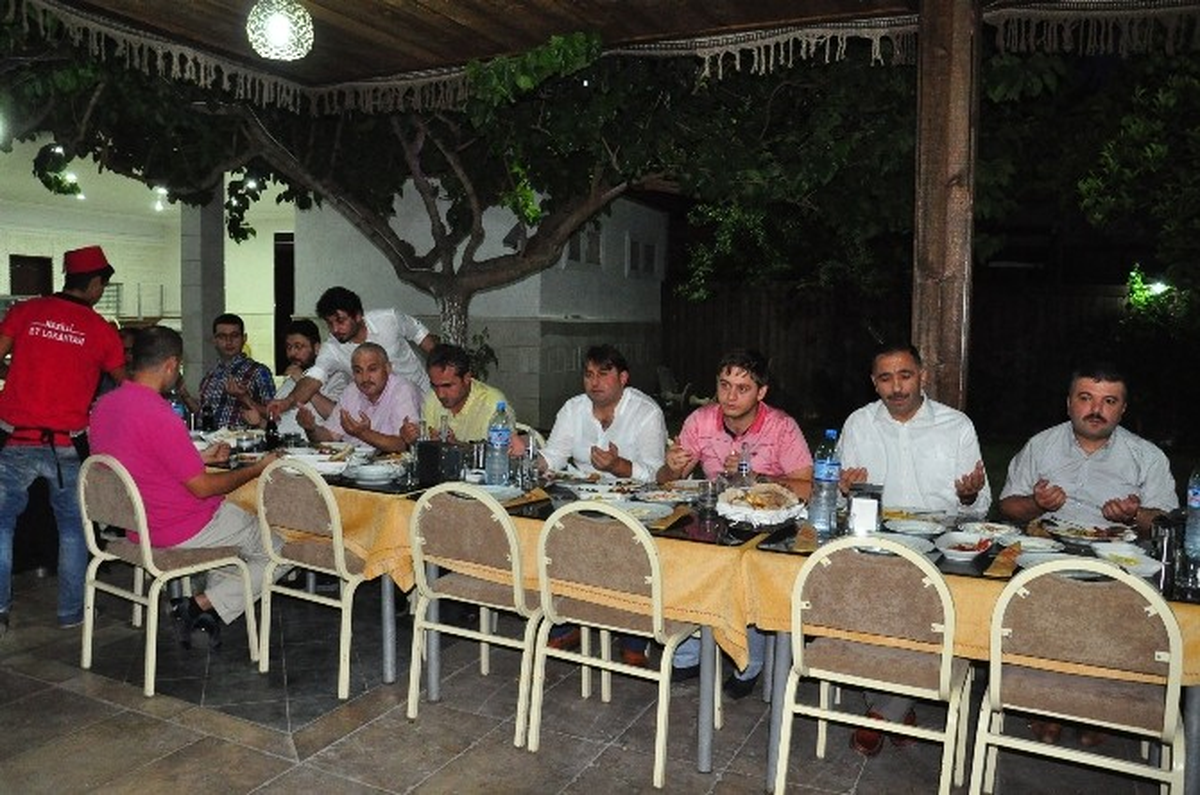 Nazilli Osb Üyeleri İftarda Buluştu