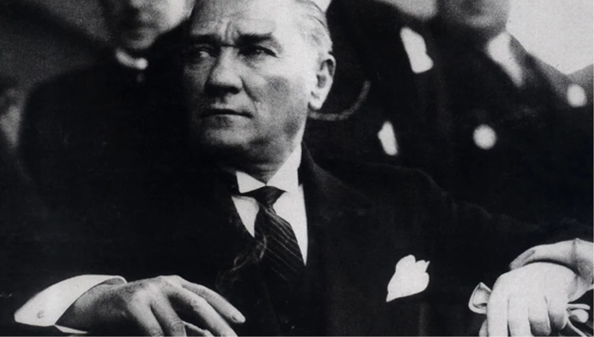 Okul Koridorlarında "Atatürk" Anlatılacak